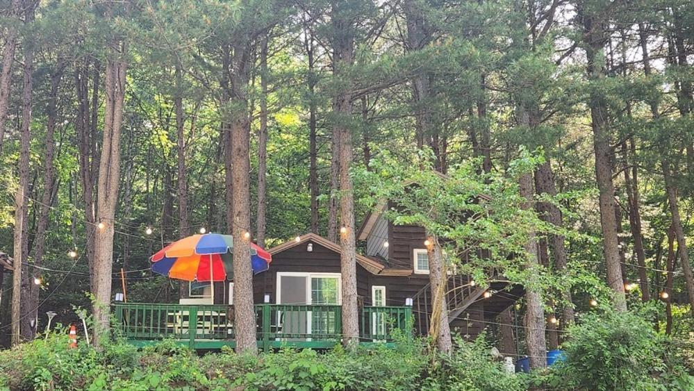 Hongcheon Gongjaksan Recreational Forest Pension Bagian luar foto